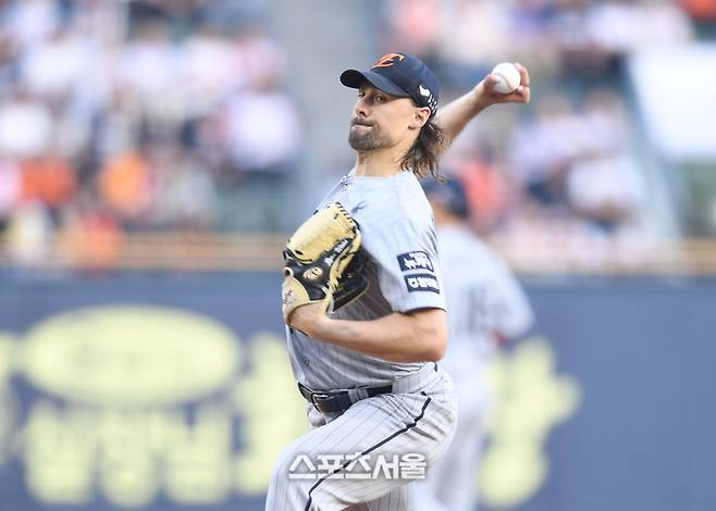 한화 선발투수 와이스가 29일 서울 잠실구장에서 열린 2025 KBO리그 LG와 경기에서 역투하고 있다. 잠실 | 최승섭기자 thunder@sportsseoul.com