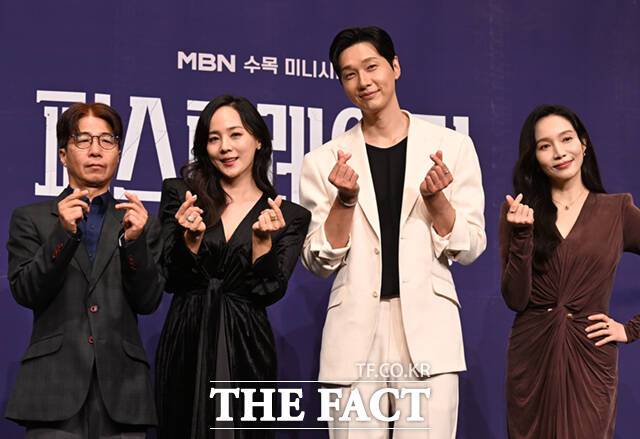 이호현 감독, 배우 유진 지현우 이민영(왼쪽부터)이 24일 오후 2시 서울 구로구 더 링크 서울 호텔에서 열린 MBN 새 수목드라마 '퍼스트레이디'의 제작발표회에 참석해 다양한 이야기를 나눴다. /이새롬 기자