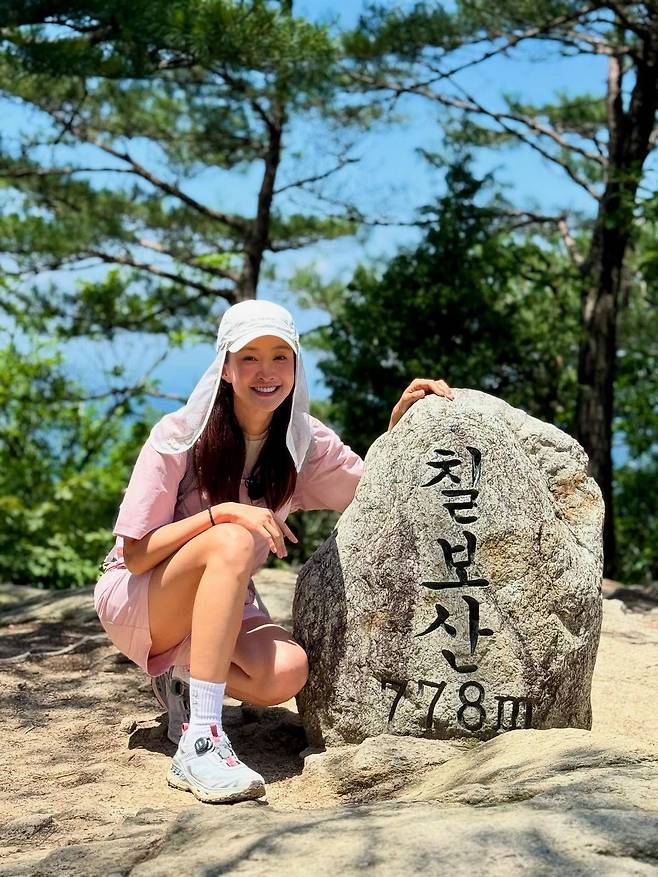 칠보산을 찾은 이시영 인스타그램 @leesiyoung38