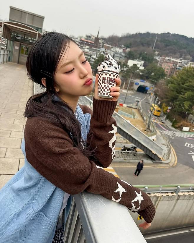 포니테일에도 잘 어울리는 깻잎머리 인스타그램 @kiiikiii