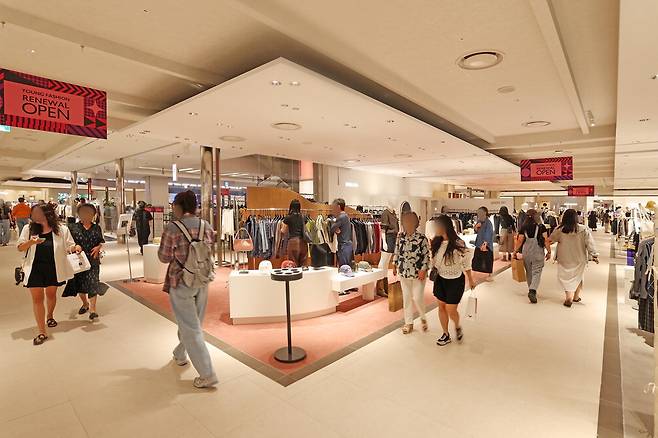 새롭게 리뉴얼한 신세계 의정부점.