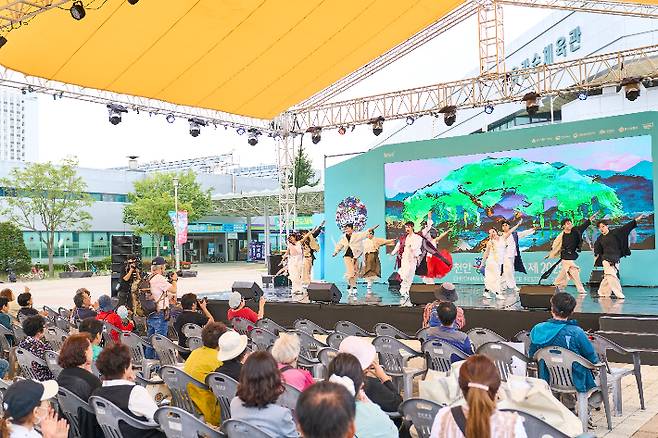 천안흥타령춤축제 행사장 모습. 천안시 제공