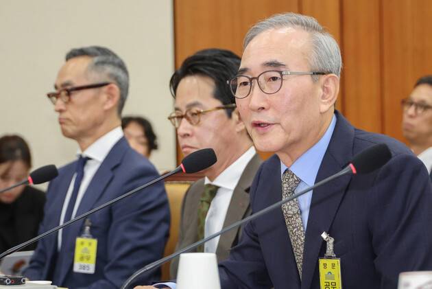 김영섭 KT 대표가 24일 국회 과학기술정보방송통신위원회에서 열린 청문회에서 질의에 대해 답변하고 있다. 사진=연합뉴스