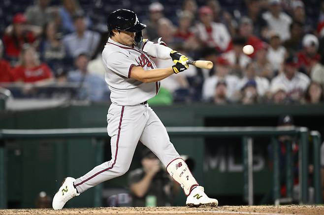 애틀랜타 김하성은 24일(한국시간) 트루이스트파크에서 열린 ‘2025 MLB’ 워싱턴과 홈경기에서 5번타자 유격수로 선발출전해 4타수 무안타를 기록했다. 타선에서는 부침을 겪었지만, 환상적인 수비로 팀 승리에 보탬이 됐다.｜AP뉴시스