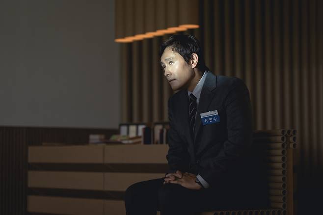 영화 '어쩔수가없다' 속 배우 이병헌 [CJ ENM·모호필름 제공. 재판매 및 DB금지]