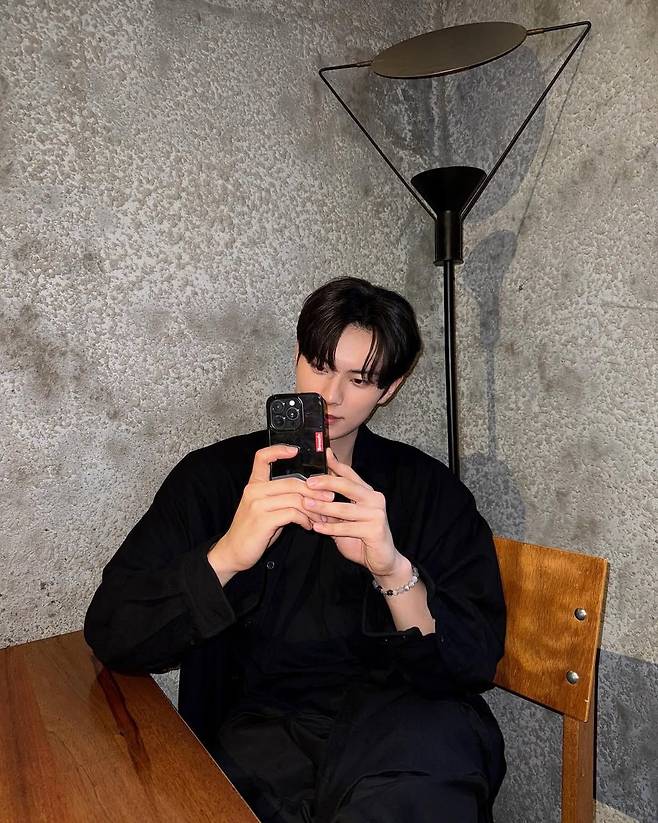 인스타그램 @l.c.m____