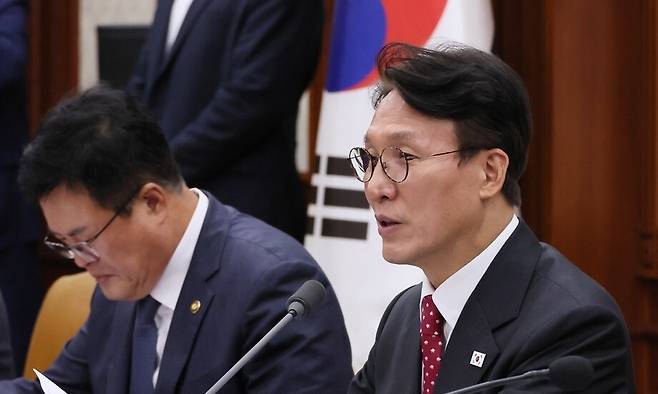 김민석 국무총리가 24일 서울 종로구 정부서울청사에서 열린 국정현안관계장관회의에서 발언하고 있다. 연합뉴스