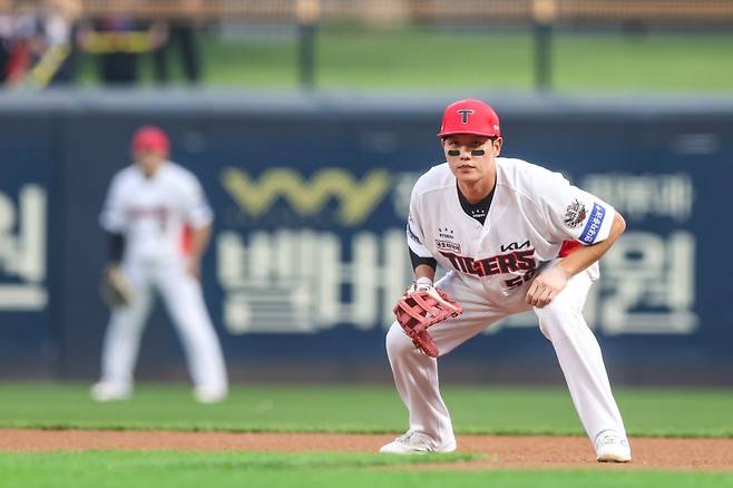 ▲ 1루 수비를 보고있는 오선우 [KIA타이거즈]&nbsp;