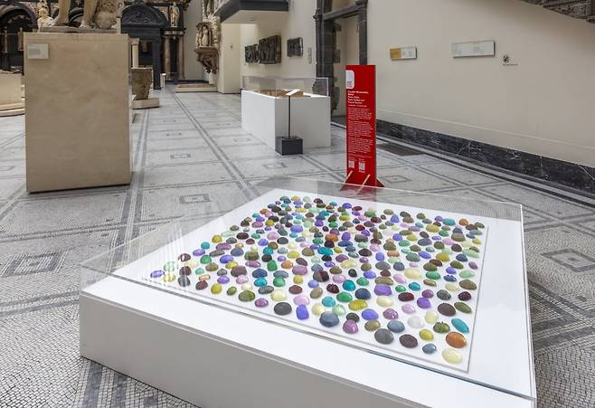 람지 말라트의 ‘당신의 순교자는 아닙니다’. / 사진. © Victoria and Albert Museum, London