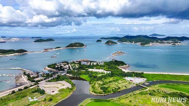 충남 당진의 도비도항과 대난지도 및 소난지도를 어우르는 해양관광복합단지 개발이 이뤄질 예정지. 독자제공&nbsp;