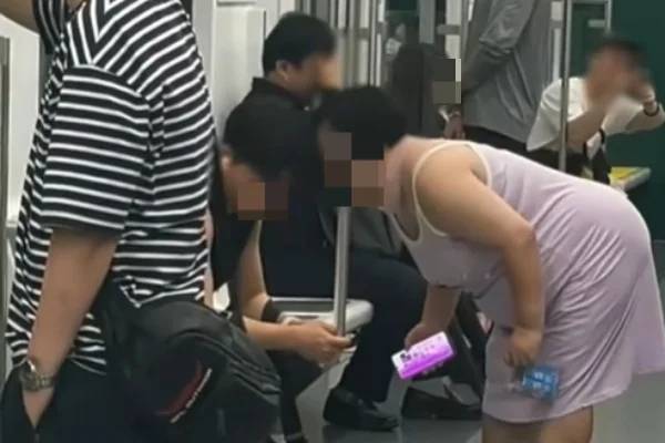 [사진 = 온라인 커뮤니티 ‘보배드림’ 캡처]