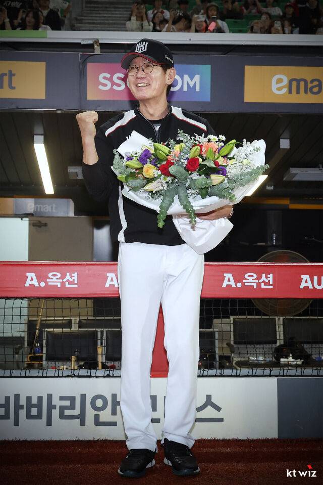 KT 위즈 이강철 감독./KT 위즈