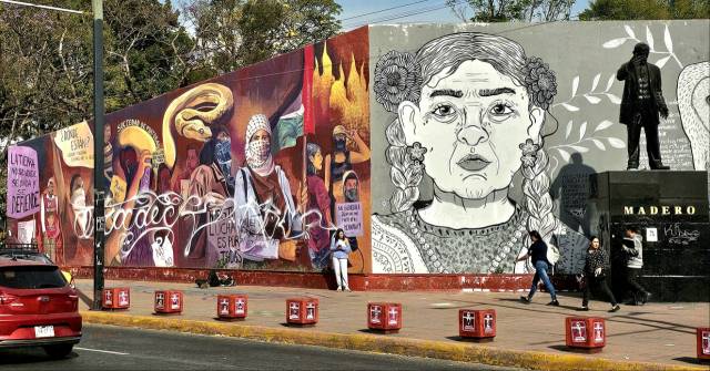 ▲ 오로스코의 전통을 이어받은 것인지 과달라하라 거리의 벽화들도 범상치 않다. ⓒ손호철