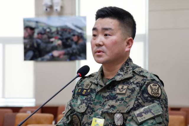 김현태 육군 707특수임무단장이 서울 여의도 국회에서 열린 국방위원회 제422회국회(임시회) 제2차 전체회의에 출석해 현안 질의에 답하고 있다. 뉴스1