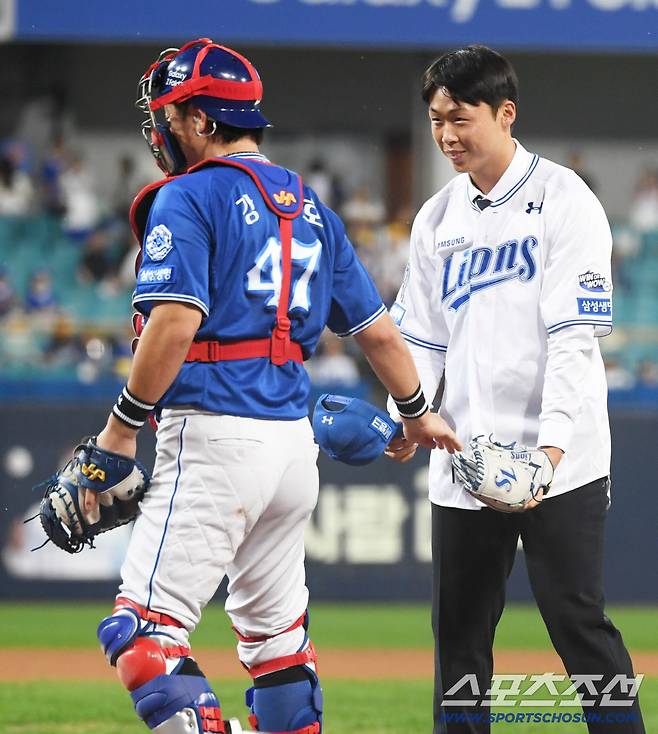 잘 준비해서 내년 시즌 1군에서 호흡 한번 맞춰보자.