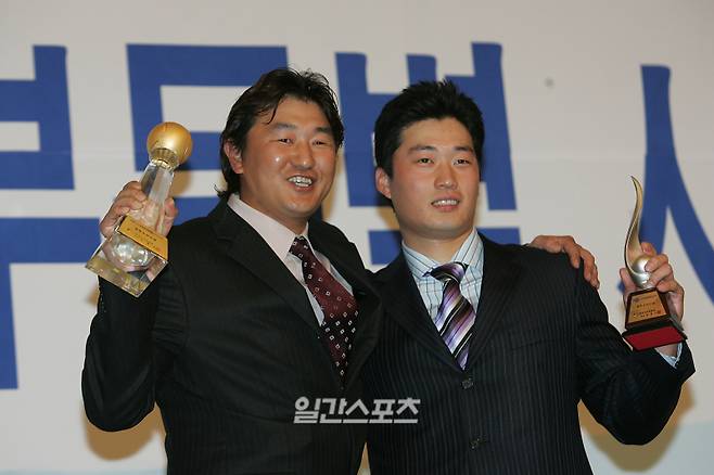 2005년 KBO MVP 손민한과 신인왕 오승환. IS 포토