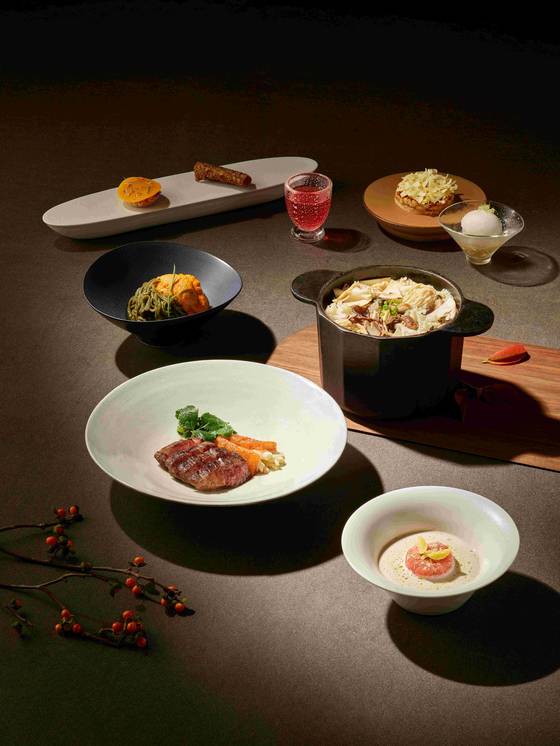 약식동원 철학에서 출발한 제네시스 라운지의 메뉴들. 사진 제네시스