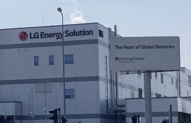 LG에너지솔루션 브로츠와프 공장 1게이트 방면의 모습 /사진=최경민 기자