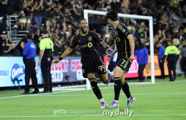 손흥민과 데니스 부앙가./게티이미지코리아