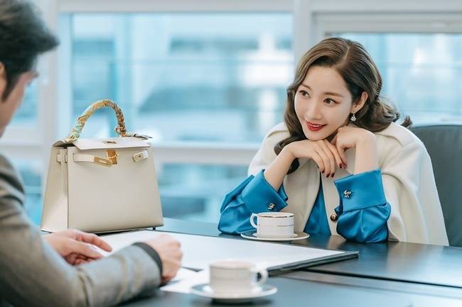 TV CHOSUN 주말 미니시리즈 ‘컨피던스맨 KR’ 제공