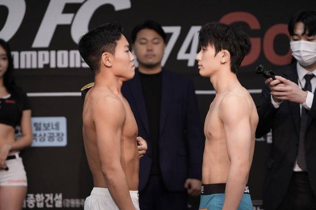 이정현은 26일 서울 홍은동에 있는 스위스 그랜드호텔 컨벤션센터 3층 에메랄드홀에서 진행된 굽네 ROAD FC 074 계체량을 통과했다. 이정현은 27일 안산상록수체육관에서 편예준과 싸운다. / 로드FC