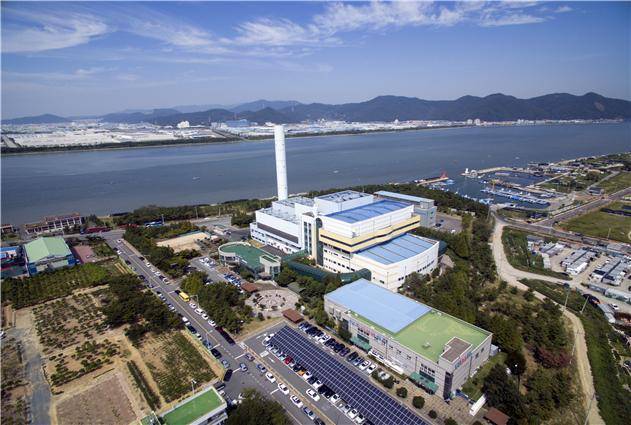 부산시가 2032년 폐쇄를 추진하는 강서구 명지소각장 전경 ⓒ부산환경공단