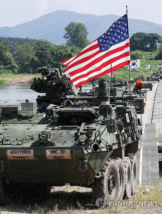 2025년 8월 한미연합 도하훈련 모습 이 훈련에는 육군 제7공병여단과 미2사단/한미연합사단 제11공병대대 등이 참여했다.
[연합뉴스 사진]