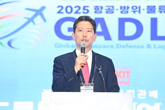 김장호 구미시장은 "이번 박람회는 항공, 방산, 물류 산업의 현재와 미래를 동시에 보여주는 자리로 지역 기업이 세계로 뻗어 나가고 청년들이 새로운 기회를 만나는 계기가 됐다"며 "구미가 항공산업의 기반을 구축하고 방위산업에서도 한 단계 더 도약할 수 있도록 최선을 다하겠다"고 말했다. 구미시 제공.