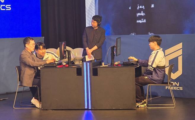 - 대표라도 봐주지 않고 진심을 담은 울산의 철권 배구 대결