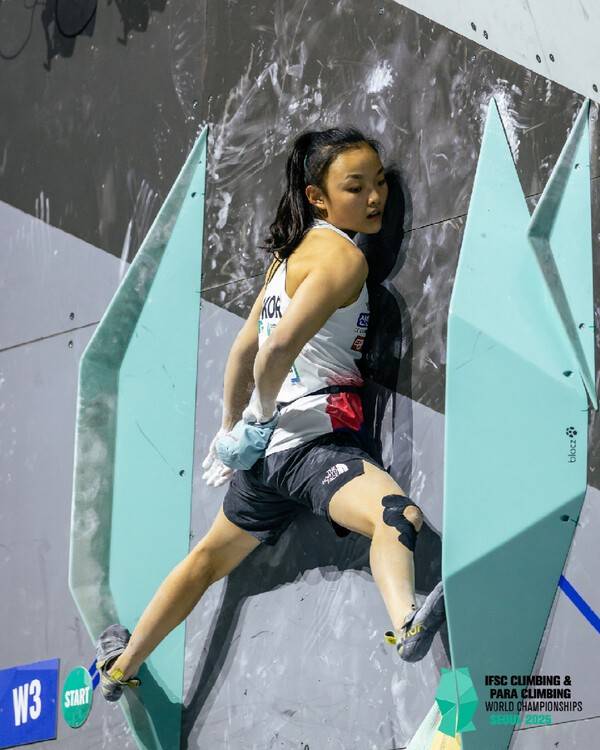 2025 국제스포츠클라이밍연맹(IFSC) 서울 스포츠클라이밍 및 파라클라이밍 세계선수권대회 여자 리드 동메달을 딴 서채현. /사진=대한산악연맹