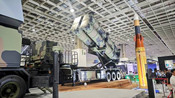 치앙공 대공 미사일. 김민석 애비에이션위크 특파원