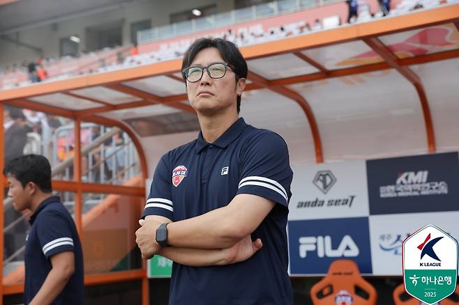 김정수 제주 SK 감독대행. /사진=한국프로축구연맹 제공