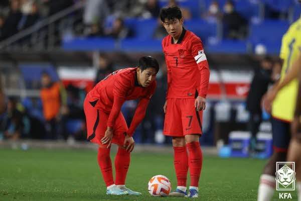이강인(왼쪽)·손흥민. ⓒKFA