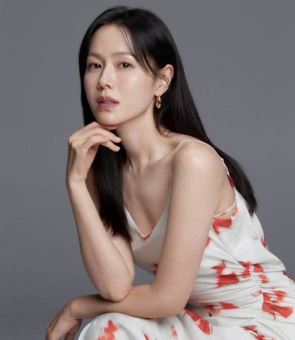 배우 손예진이 영화 '어쩔수가없다' 개봉을 기념해 인터뷰를 진행했다. /엠에스팀엔터테인먼트