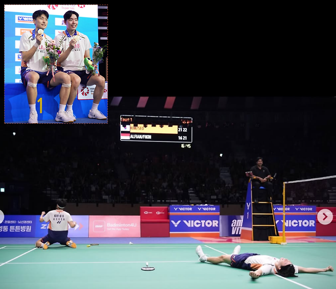 만원 관중 앞에서 처음으로 코리아오픈 우승을 차지한 남자복식 세계 1위 서승재와 김원호.&nbsp;