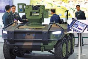 현대로템 무인차량 플랫폼 HR-셰르파.   한경DB