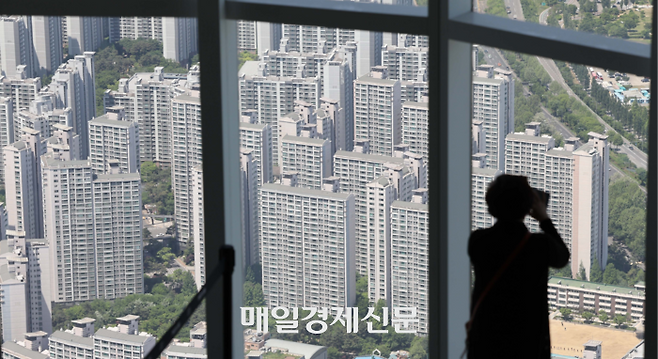 서울 송파구 롯데월드타워 서울스카이에서 내려다본 아파트 단지 [한주형 기자]