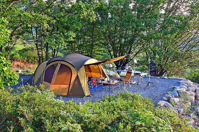 황매산 캠핑장에서는 드넓은 자연을 만끽할 수 있다. /사진=한국관광공사