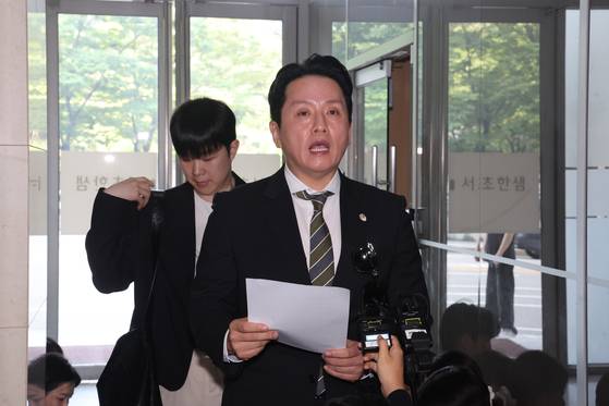 군인권센터, 채 상병 순직 사건 수사 외압 과정에 관여한 의혹을 받는 A 중령에 대한 대령 진급 결정을 취소하라고 요구 〈출처=연합뉴스〉