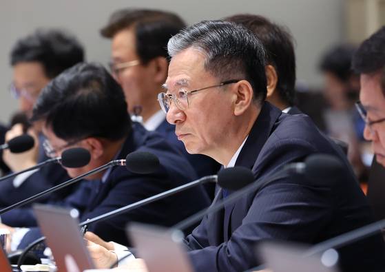 정성호 법무부 장관이 30일 용산 대통령실에서 열린 국무회의에 참석해 있다. 연합뉴스