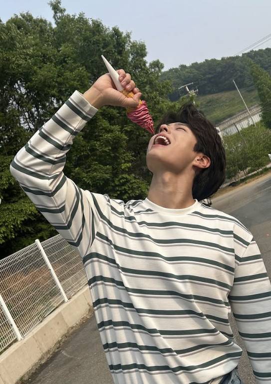 박보검 소셜 계정 캡처