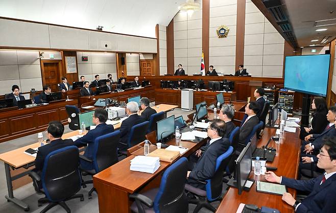 4월21일 서울 중앙지법에서 윤석열에 대한 내란 우두머리 혐의 2차 공판이 열렸다. ⓒ사진공동취재단