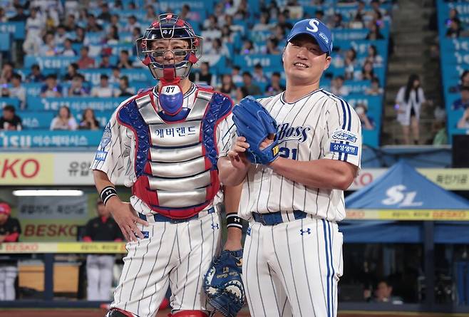 ▲ 왼쪽부터 강민호, 오승환 ⓒ삼성 라이온즈