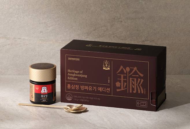 민족대명절인 추석을 앞두고 소중한 이에게 건강을 선물하는 것은 어떨까? 사진은 정관장의 홍삼정 방짜유기 에디션. /KGC인삼공사 제공