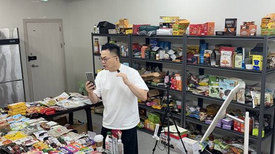 이지텍 라이브커머스 브랜드 '쓰리백', 월 매출 50억 돌파