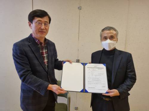 ◇지형근 삼성물산 부사장 강원학사에 장학금 기탁