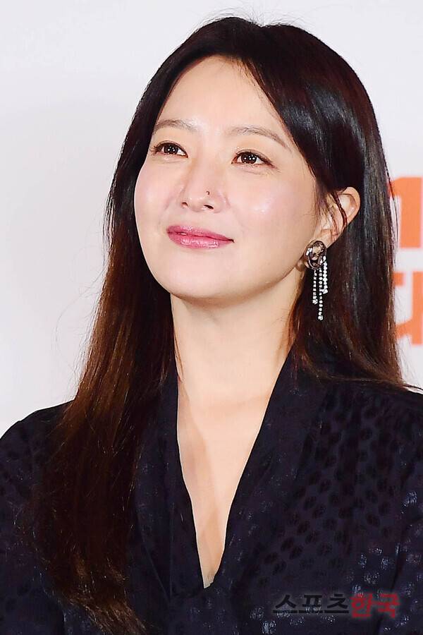 배우 김희선 ⓒ이혜영 기자 lhy@hankooki.com