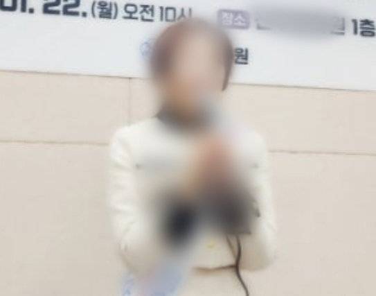 A 씨가 지역 문화원 홍보대사로 위촉받는 모습. (네이버 블로그)