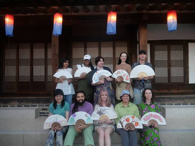 Graduates of the 2025 Ojakgyo Project’s pansori classes pose for a photo. (World Pansori Association)