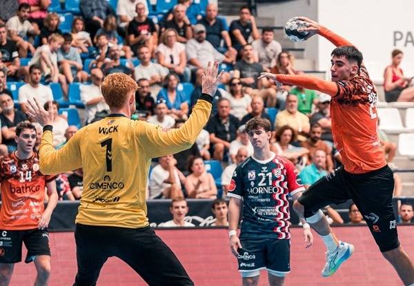 사진 2025-26시즌 스페인 남자 핸드볼 아소발리그 3라운드 토레라베가와 알리칸테의 경기 모습, 사진 출처=토레라베가